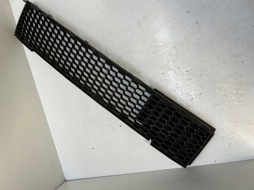 фото №1, Fiat оригінальний номер 51797997 решітка бампера середня