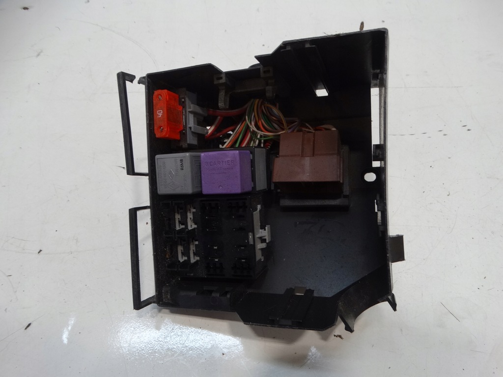 фото №7, Коробка предохранителей renault twingo 7700410066