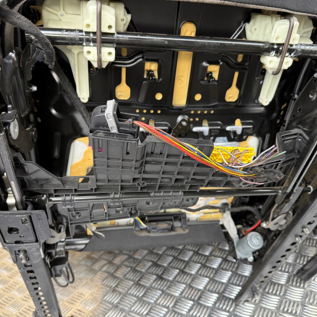 фото №7, Сидіння заднє сидіння комплект mercedes c-klasa w205 coupe 2016 rok