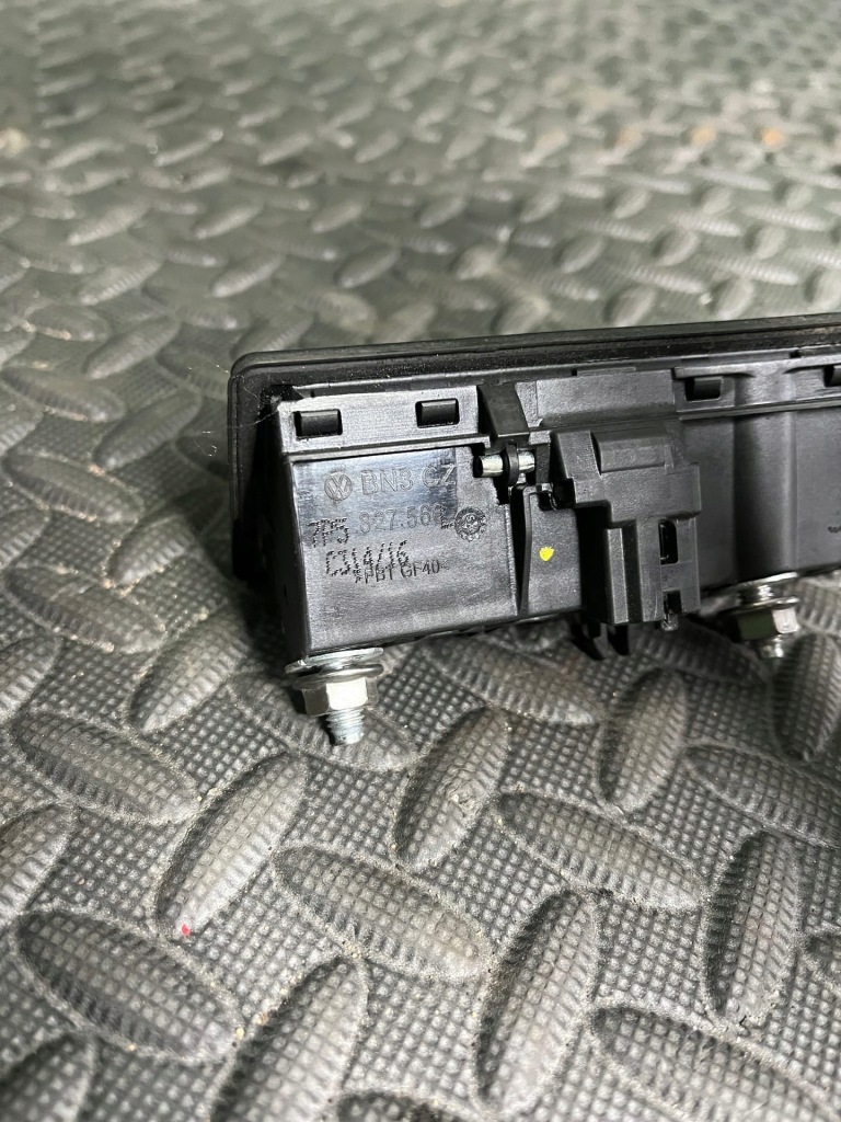 Камера заднього виду porsche cayenne 7p5 рестайлінг  7p Недорого