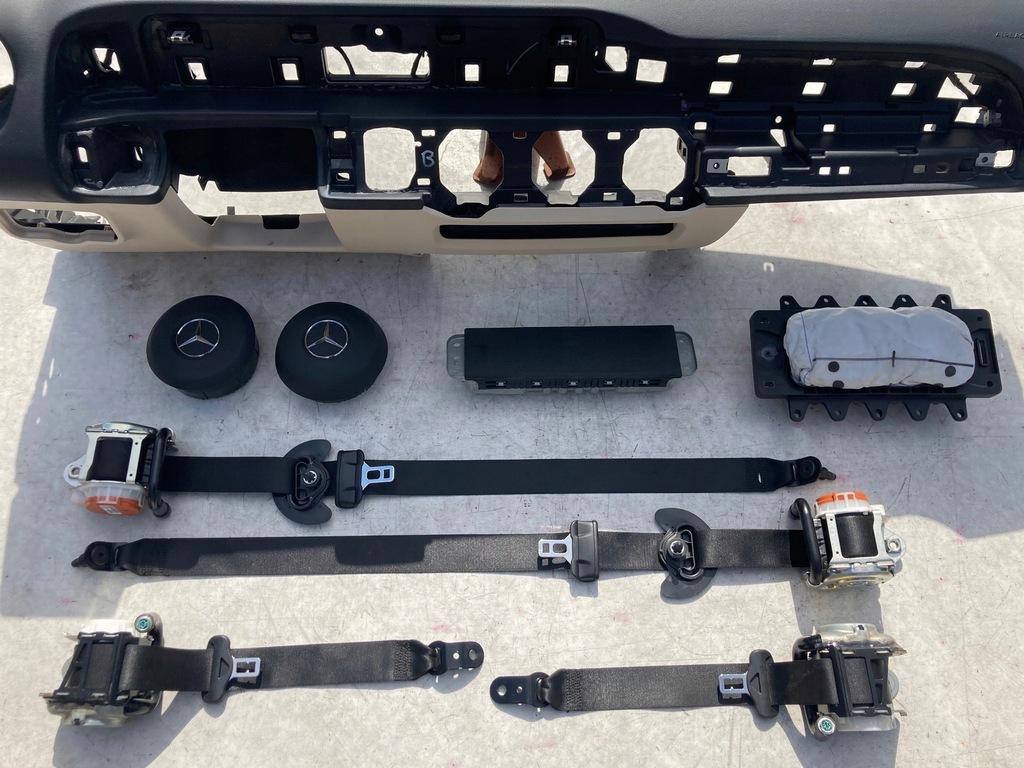 фото №7, Mercedes glb x247 приборная панель приборная панель консоль подушки безопасности