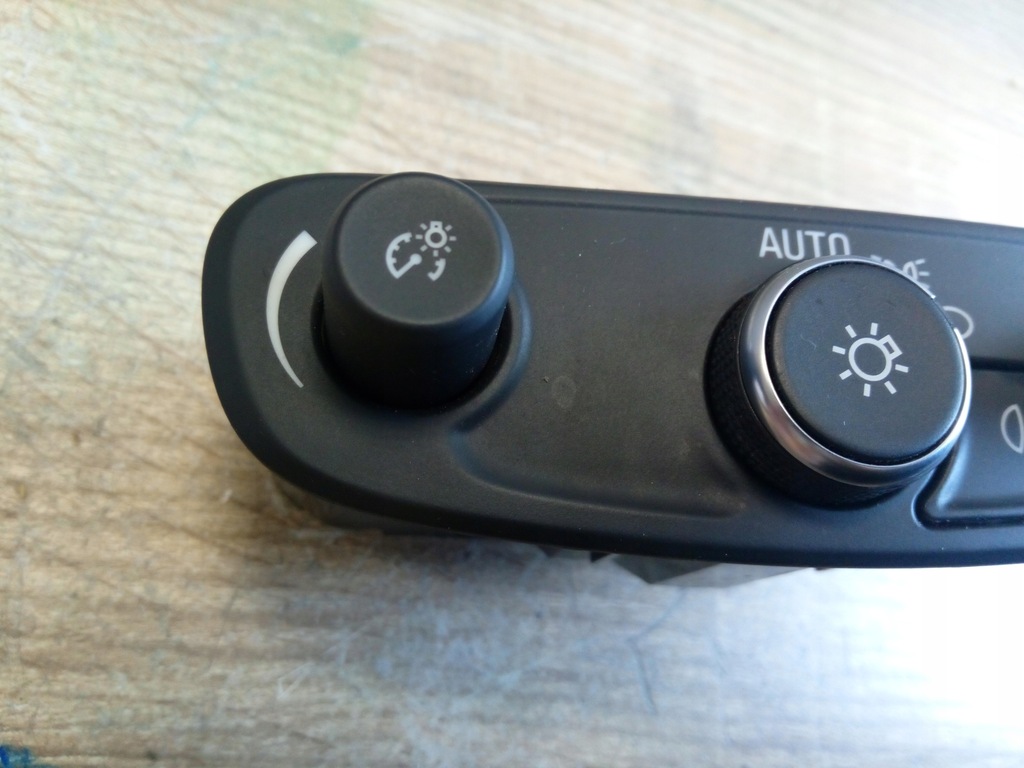 фото №3, Вимикач перемикач світла insignia b oryg.