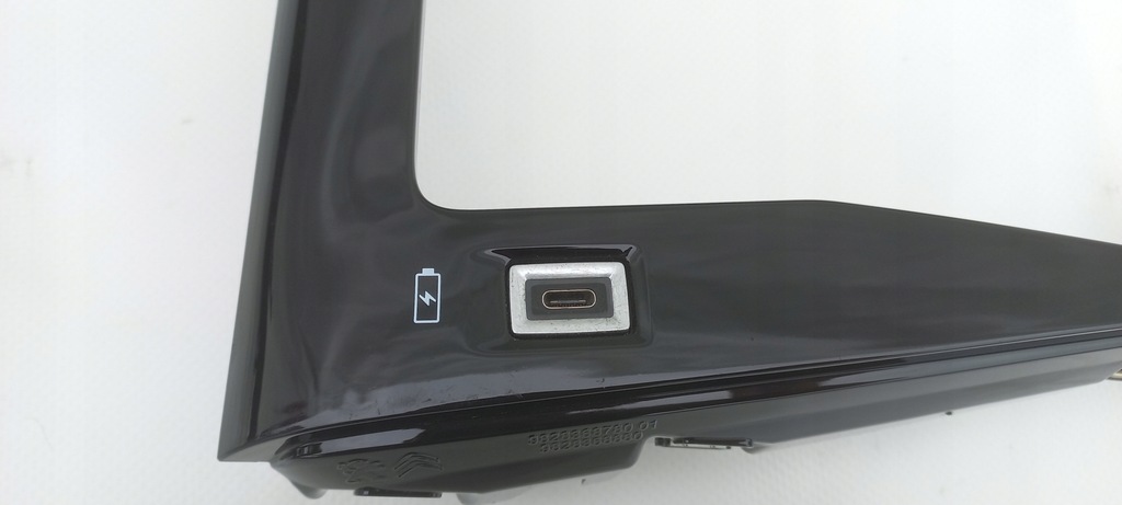 фото №4, Рамка радіо панель dekor usb peugeot 208 ii 2008 ii 9828368780