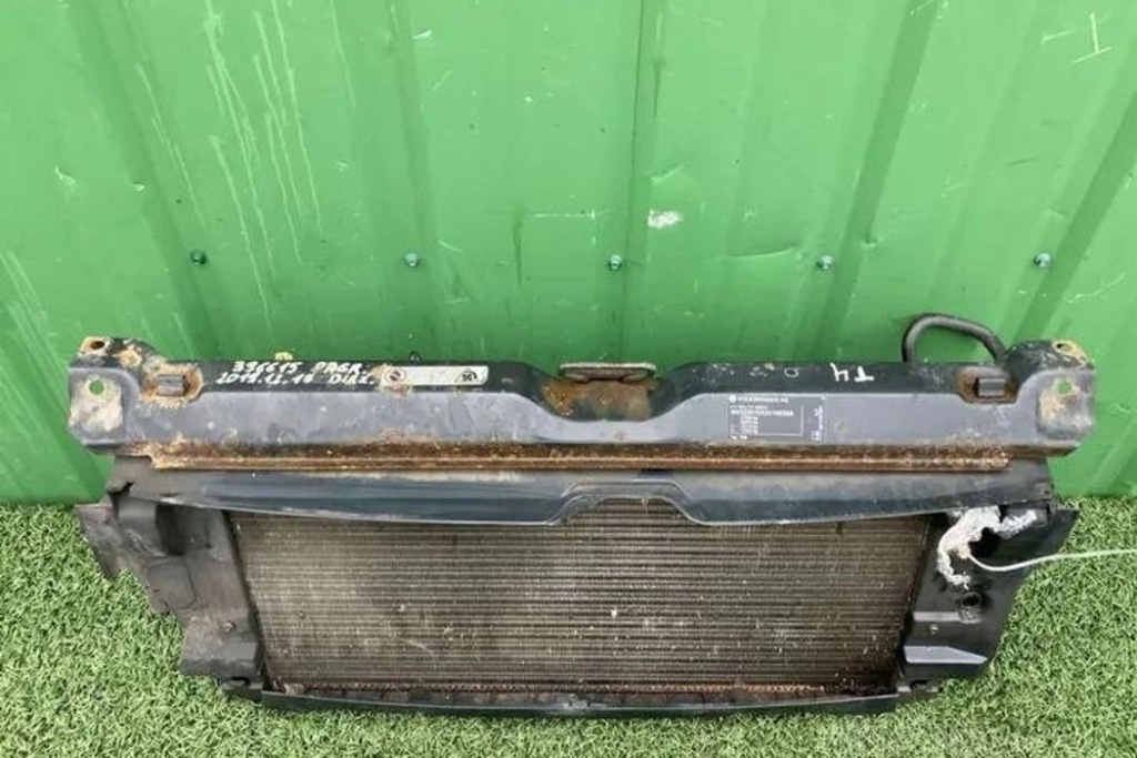 Радиатор воды vw transporter iv flatbed 70xd 701121207k 2.46l дизель Киев