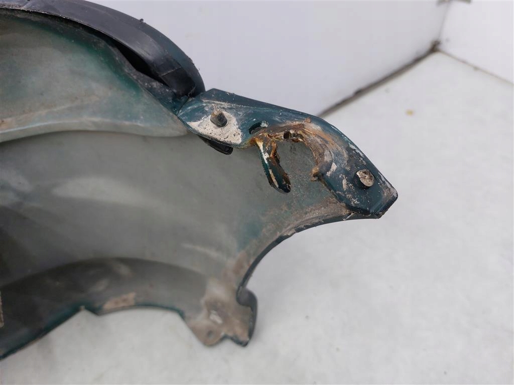 Бампер задній задній peugeot 206 зелений tie break 5 двері 2003r Доставка