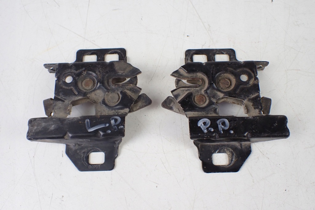 фото №1, Corvette c5 замок засов капот перед капот блокировка