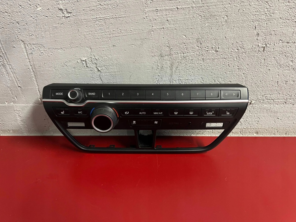 фото №1, 2014 bmw i3 панель кондиционера 9352082