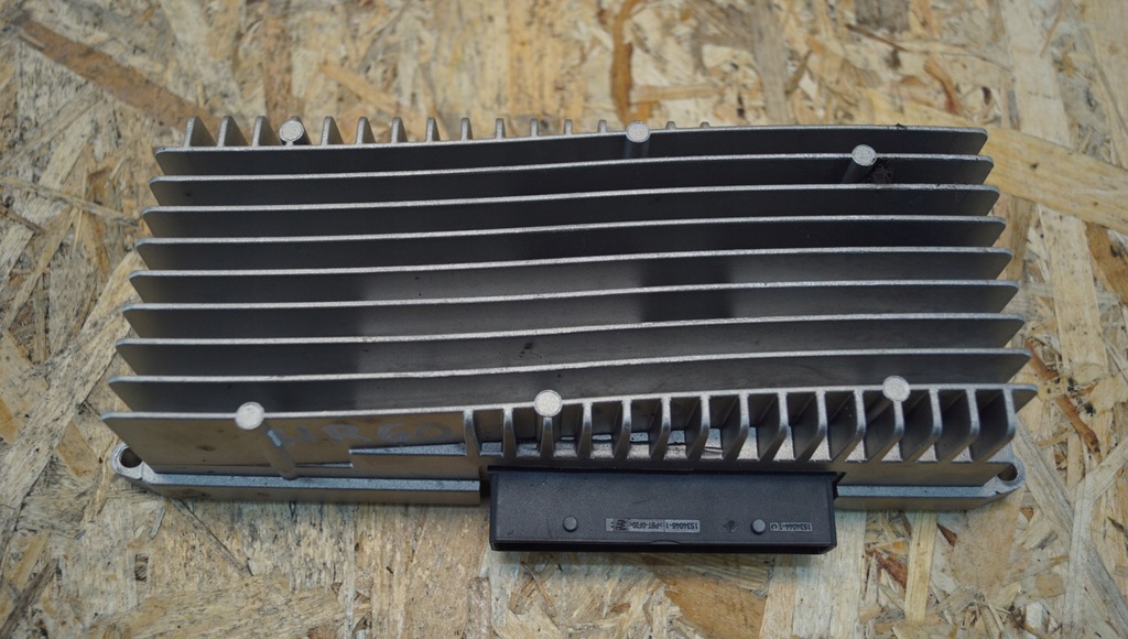 фото №6, Audi a4 b8 a5 8t усилитель радио 8r0035223g
