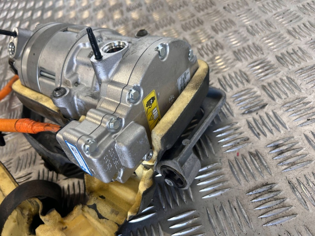 фото №5, Компрессор кондиционера tesla model x 104244200m