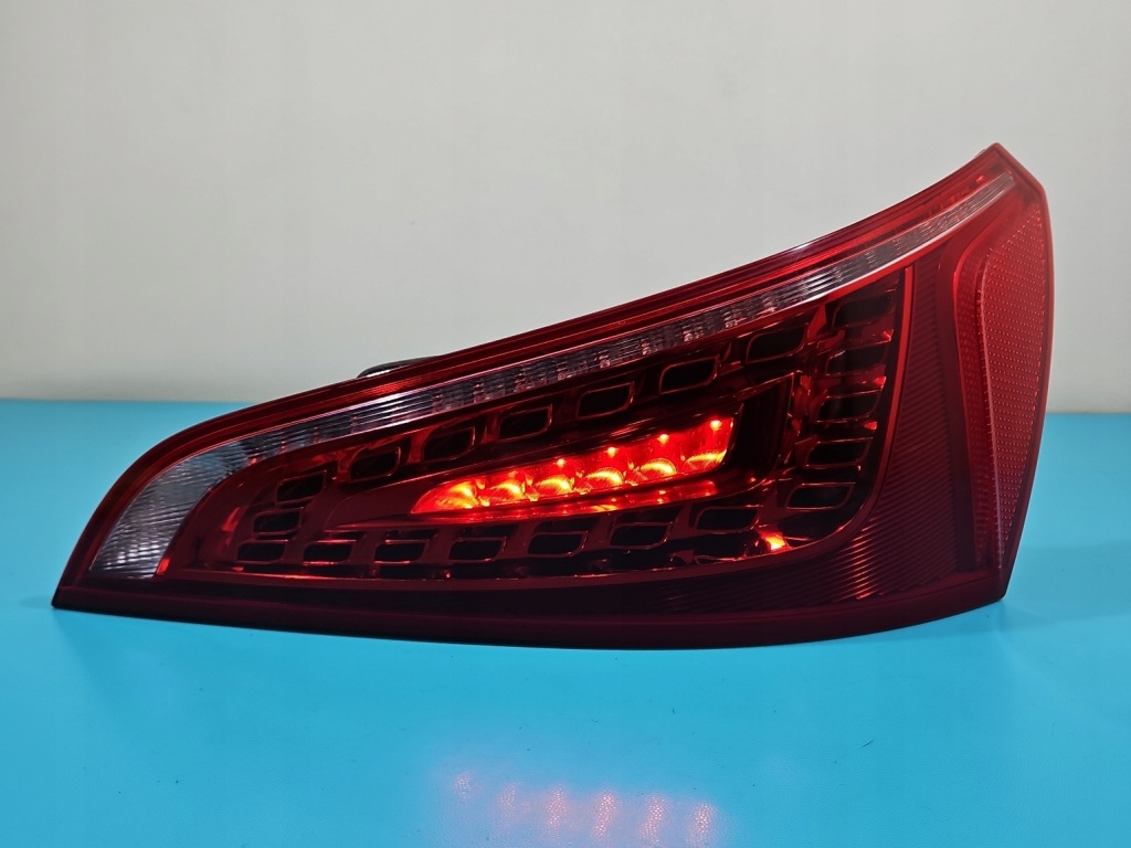 Купити Фара задній задня правий audi q5 08-12 led 8r0945094a