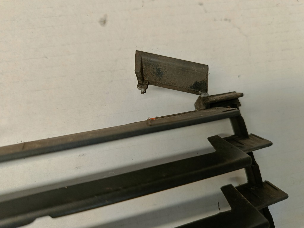 фото №8, Решётка бампера перед 53111-47010 toyota prius ii