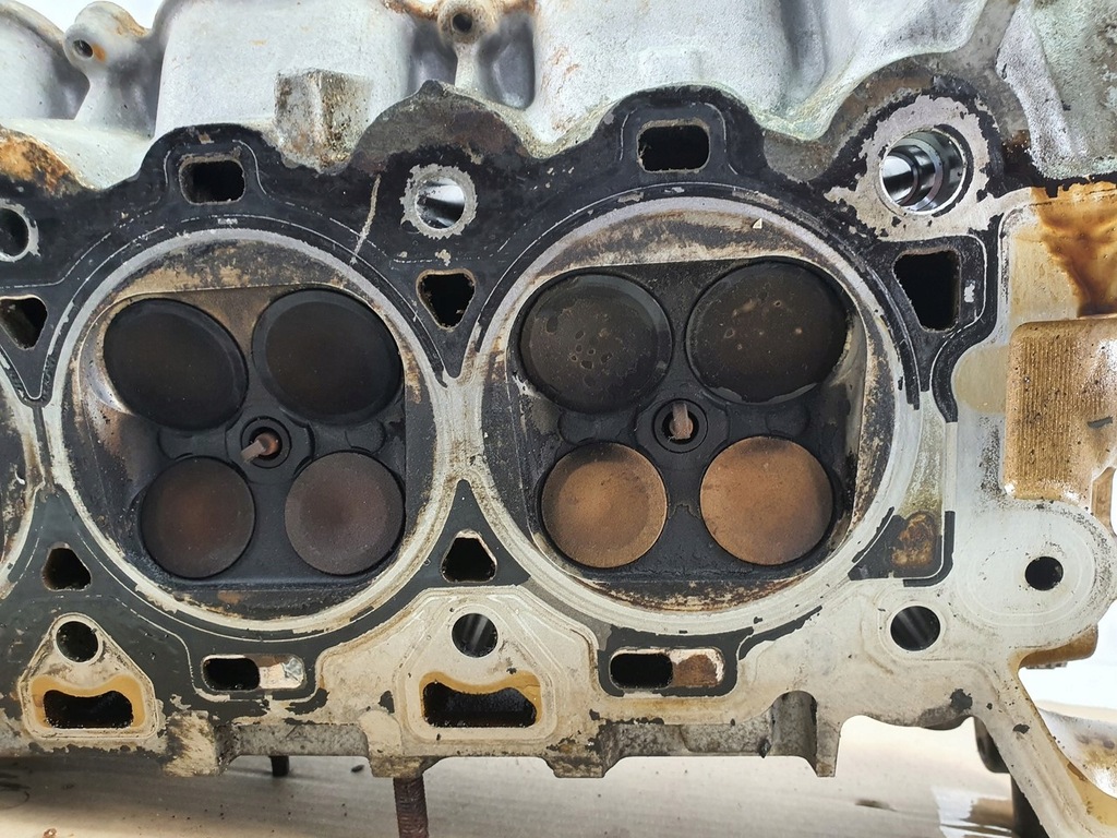 фото №10, Головка двигуна jaguar s-type 3.0 v6 9g766aa