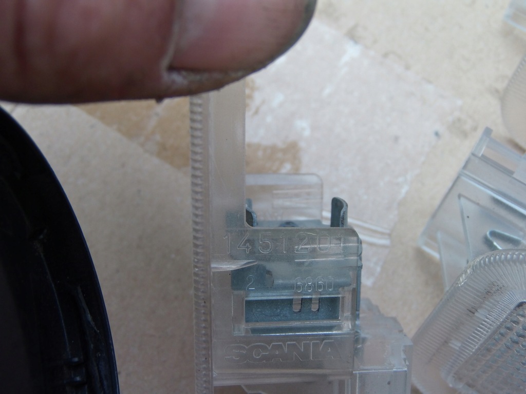 фото №8, Ліхтарі кабіни 1451201 scania r xpi 400 440