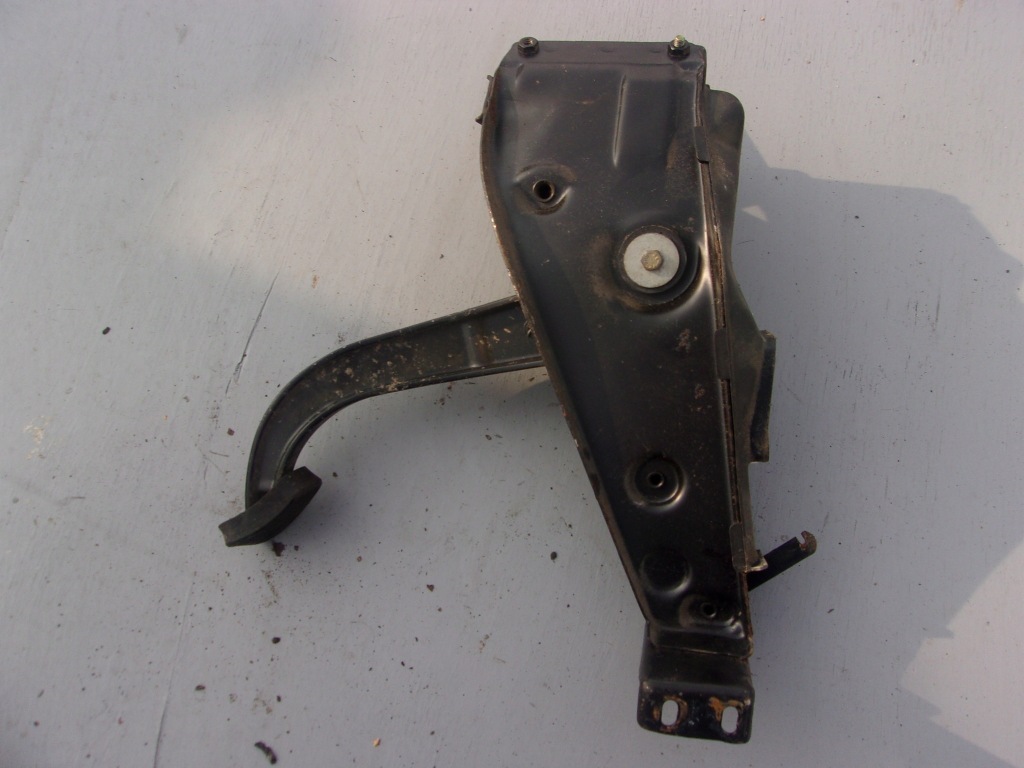 Педаль тормоза mercedes w126 se 420 Цена