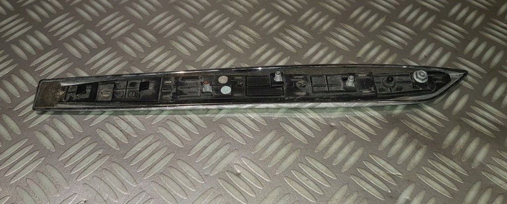 фото №8, Jaguar xj x351 молдинг накладка левая хром крыла левый перед portfolio