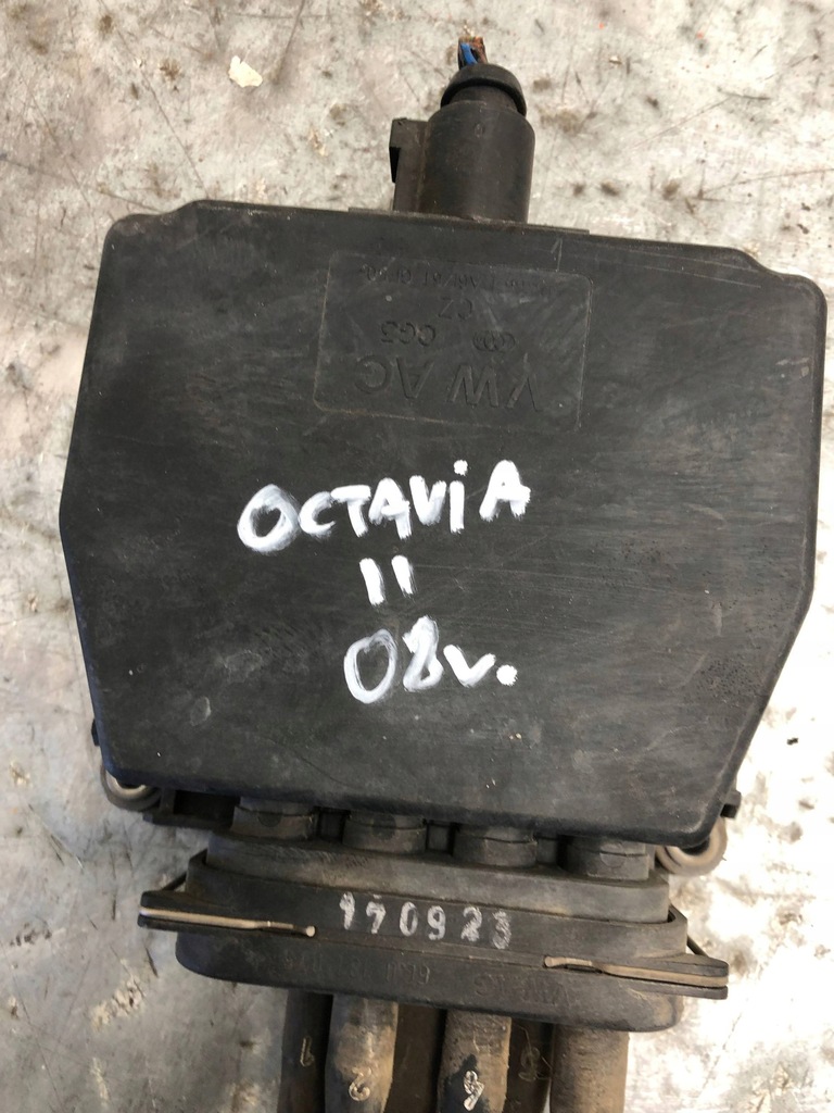 фото №5, Клапан магнитный skoda octavia mk2 6q0906625e