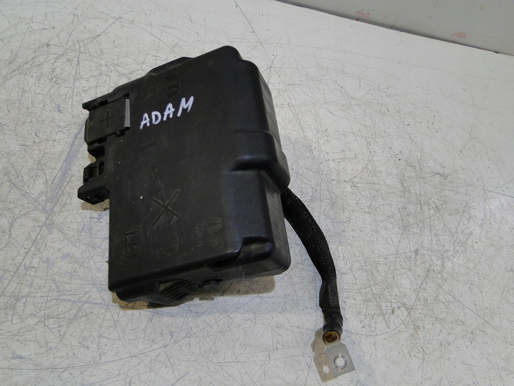 фото №1, Opel adam клемма плюсовая 13371567