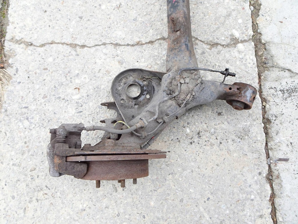 фото №6, Балка задняя подвеска toyota verso 09-18r.