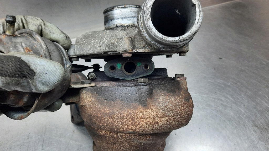 фото №7, Турбонагнетатель 8689592 gt2052v volvo v70 ii 2.4 d5 163km