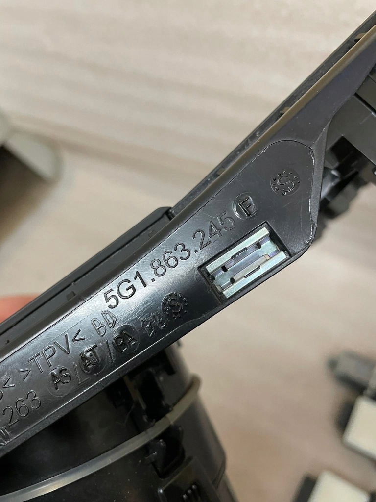 фото №15, Vw golf 7 vii рамка корпус туннель 5g1863245f