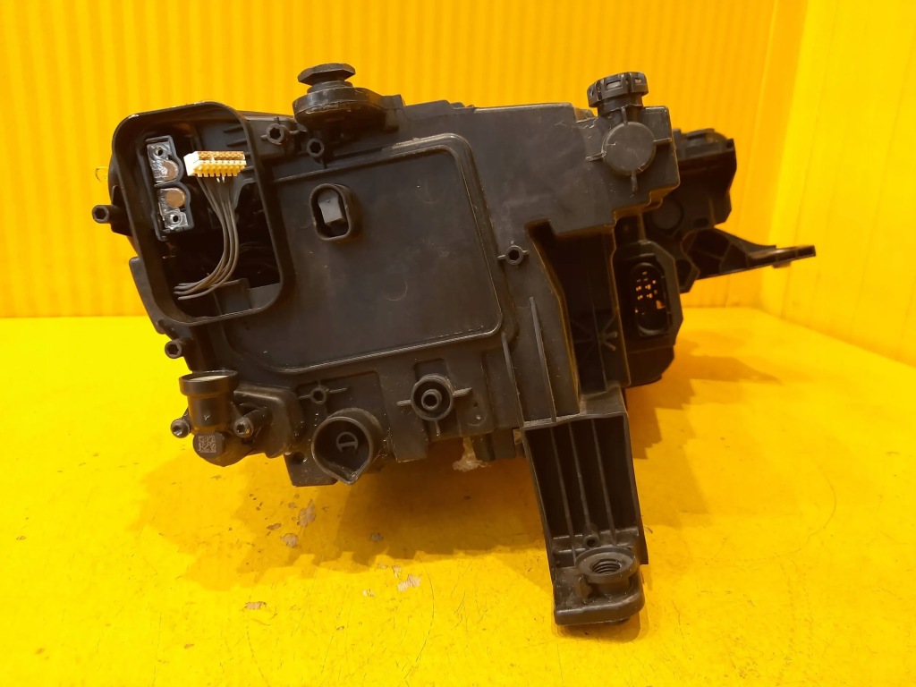 фото №5, Ford tourneo connect лампа перед левая 21r.-