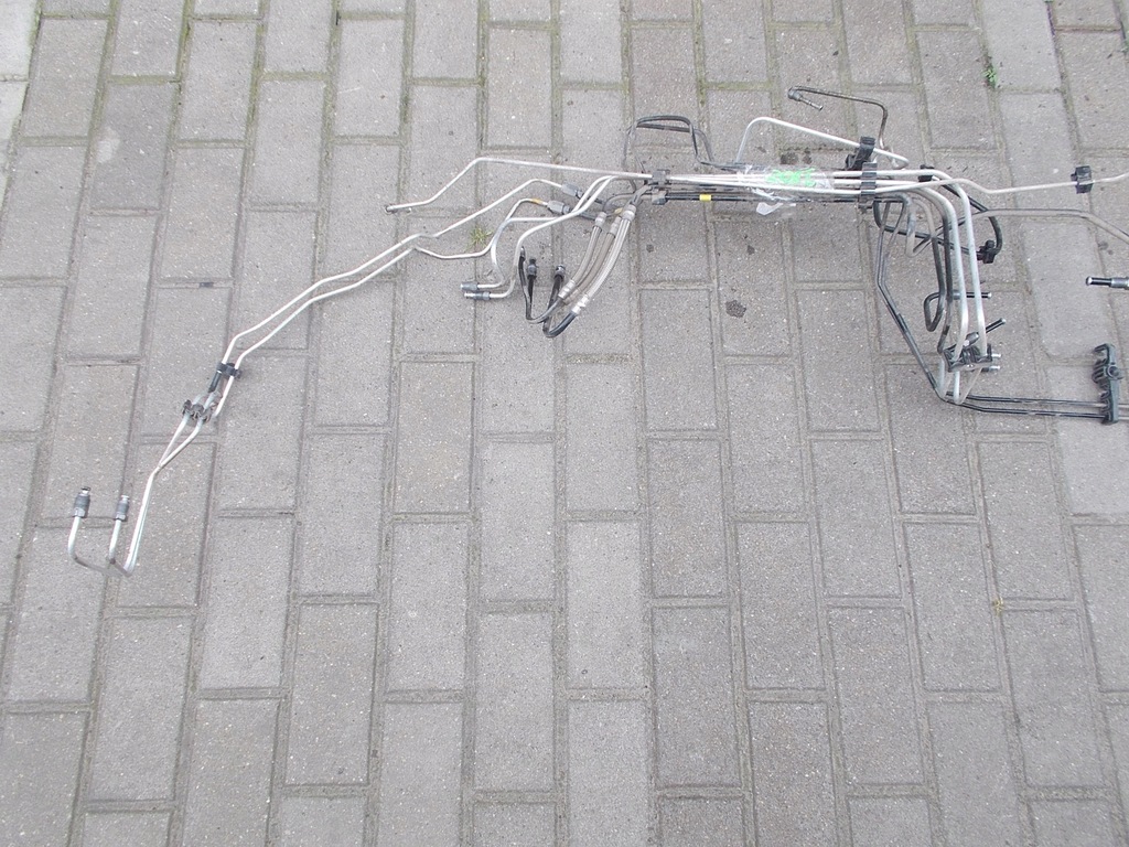 фото №4, Renault zoe трубки дроти гальмівні комплект