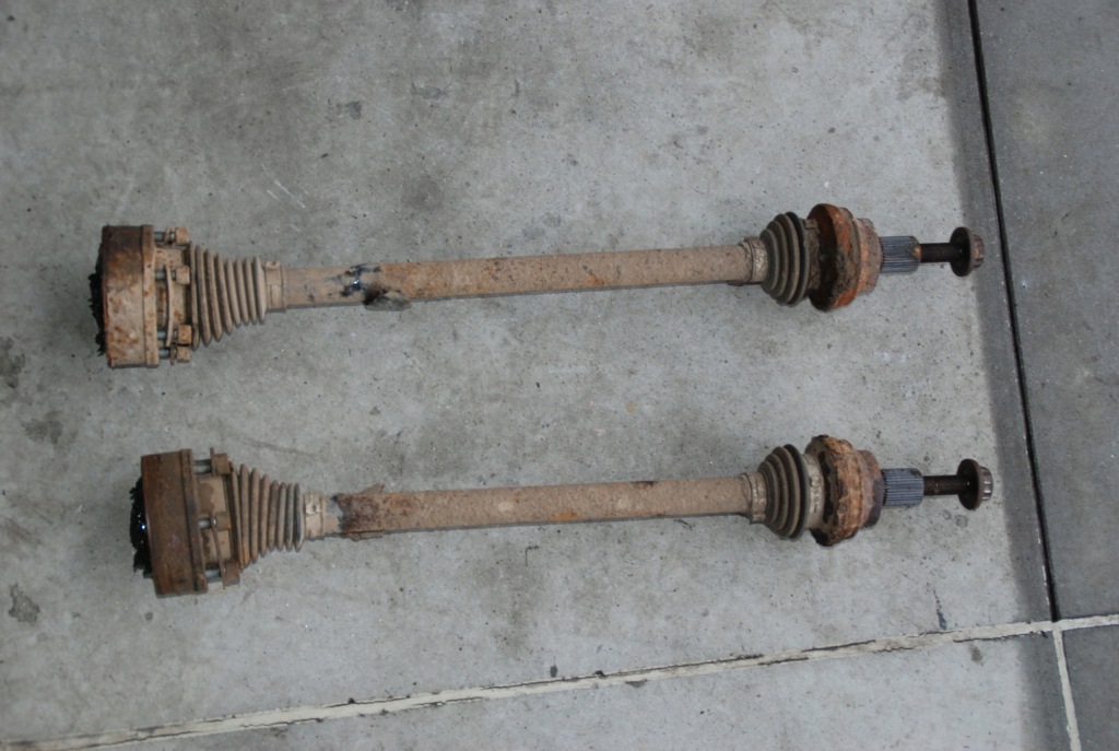 фото №1, Привідний вал привідна задня l / p vw tiguan i 2.0 tdi 07-