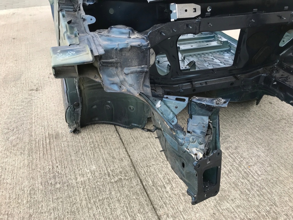 фото №2, Cupra born 2022 поріг з стійка перед i середній