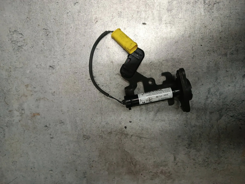 фото №1, Патрон капот правий bmw x5 f15