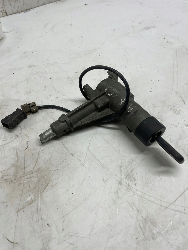 фото №1, Audi a6 s6 c4 4a 1996 замок запалювання