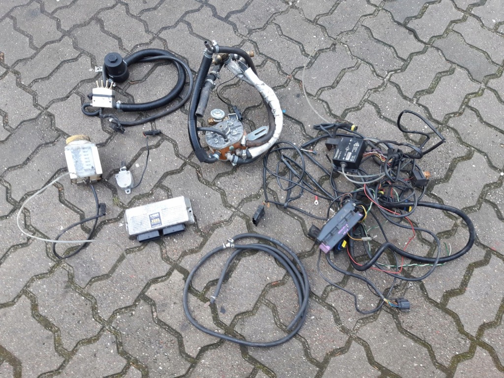 фото №1, Mitsubishi lancer 1.8 электропроводка газовая gaz 4b10