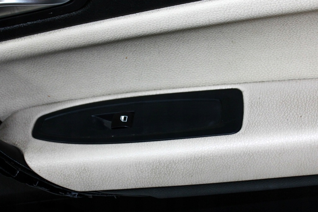 фото №8, Обшивка передних правых дверь bmw 2 cabrio f23 7277432 2.0l бензиновый