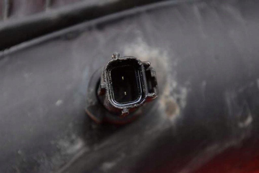 фото №8, Резонатор воздуха 53013517ad jeep grand cherokee 3 iii wk 5.7 hemi 326 km