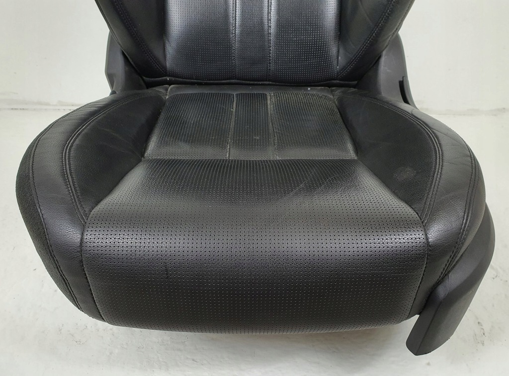 фото №2, Сиденье левый перед с подогревом discovery sport l550 euro