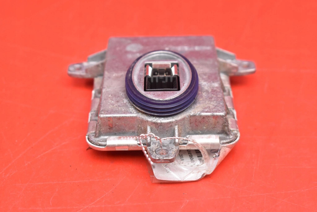 Преобразователь ксенон ксенон правая 7317408 bmw x5 f15 13-18 Недорого