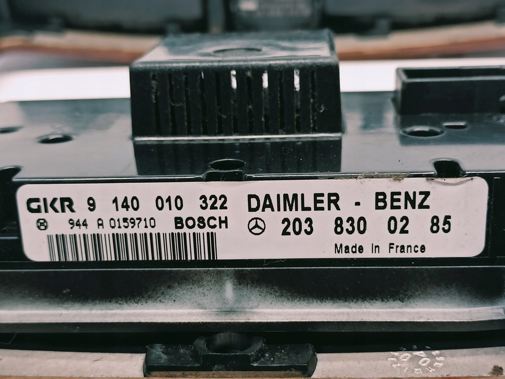 фото №7, Рамка середня mercedes w203 a2036802539