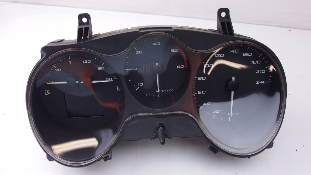 фото №1, Seat leon ii 1.6 tdi лічильник прилади