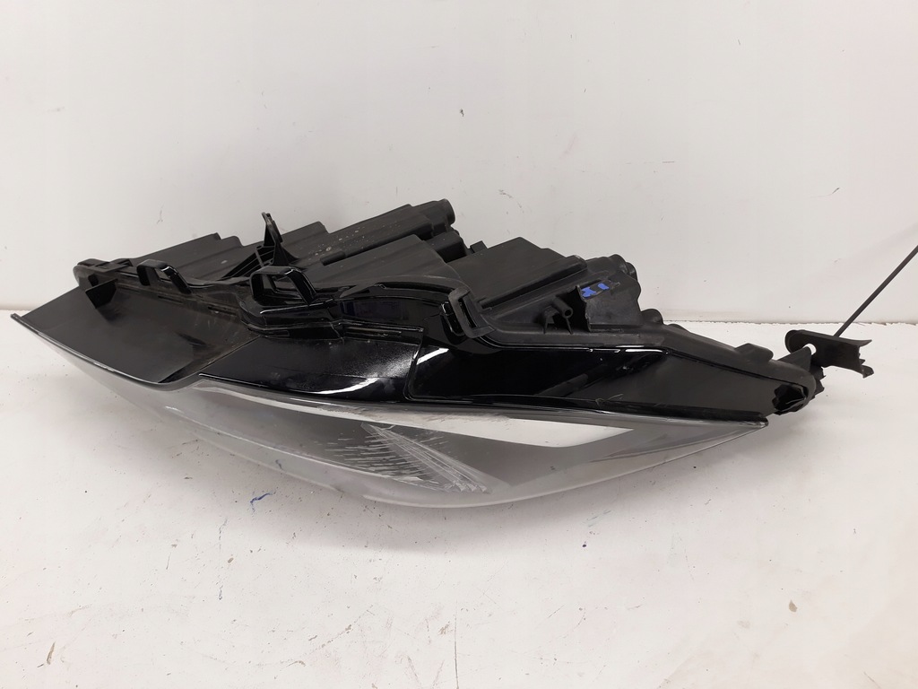 фото №13, Opel astra k 5 v звичайна лампа права перед передній