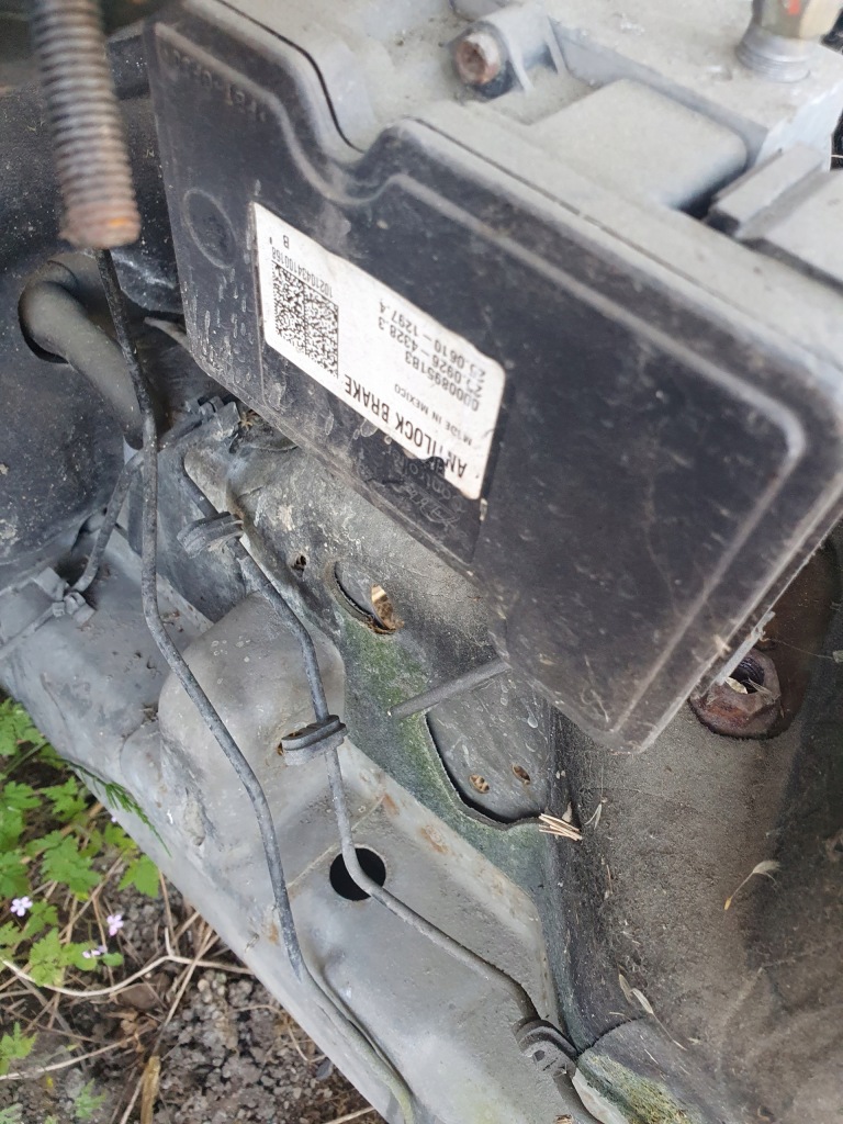 фото №1, Jeep cherokee liberty kj насос abs dsl bux p52129363aa