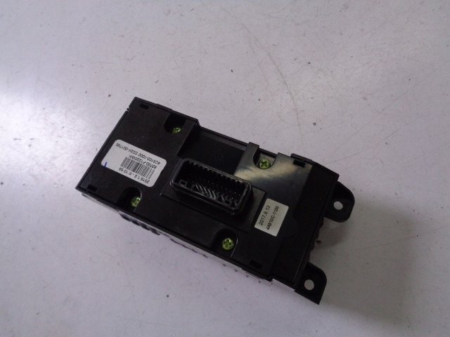 фото №3, Панель управление kia sportage iv 1.7 crdi 2017 rok