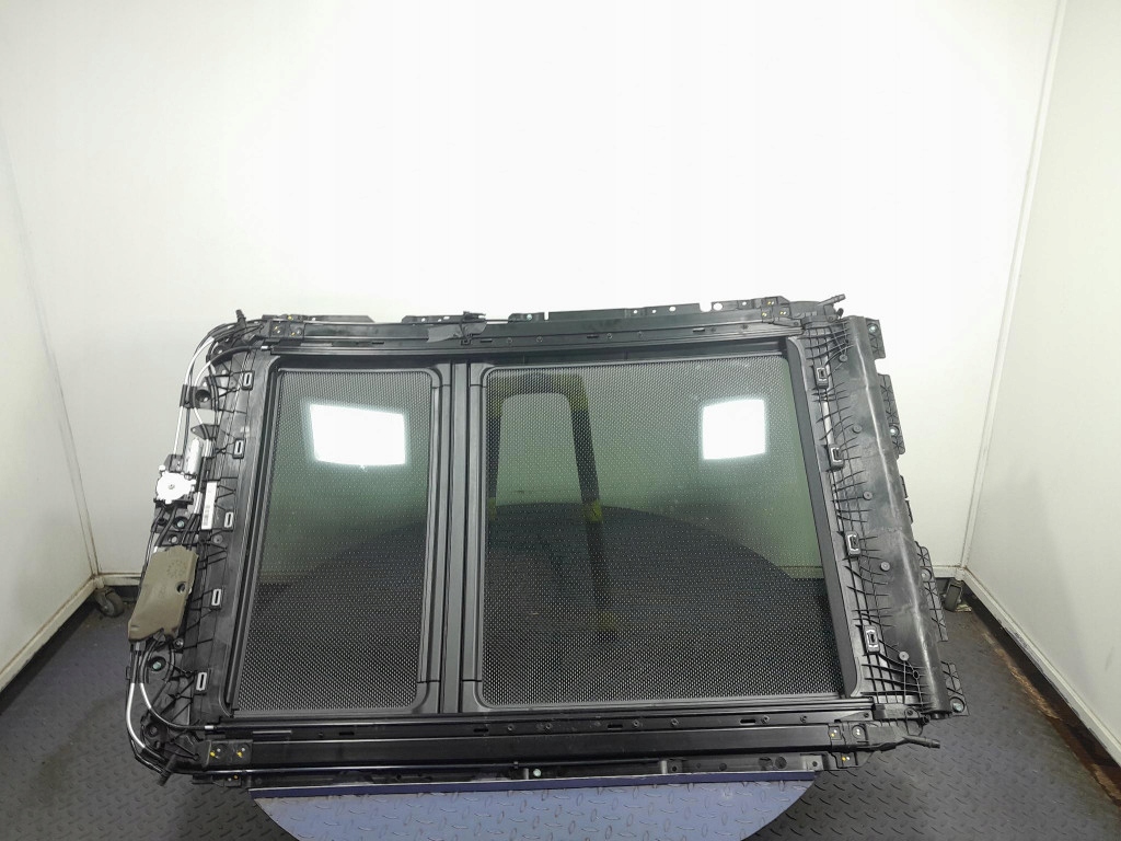 фото №10, Bmw x7 g07 люк панорама sky lounge alcantara