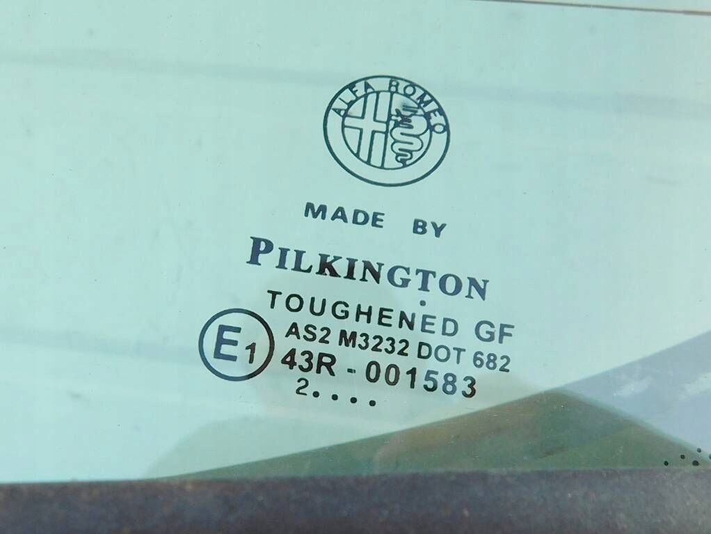 Alfa romeo 147 02r 3d кришка багажника задній комплектна Зі Шроту