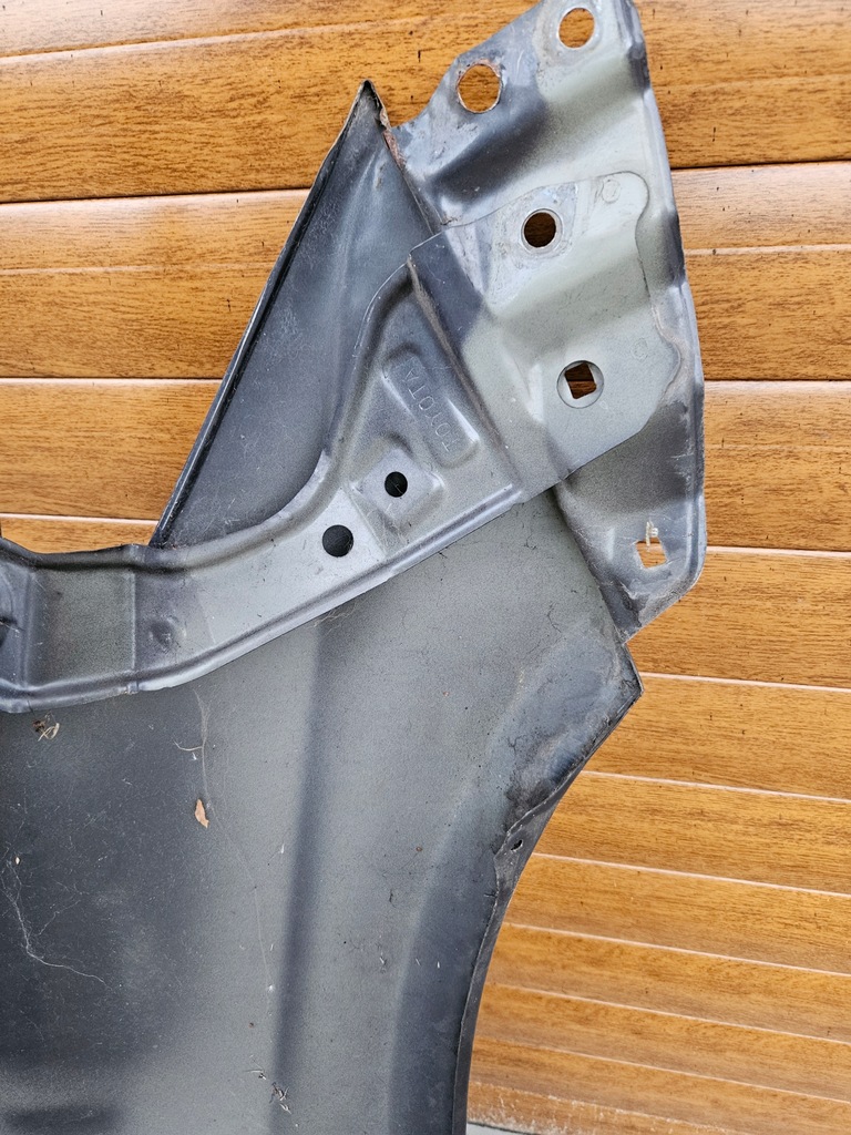 фото №7, Toyota prius iii 09-15 крыло правый передний 8v1