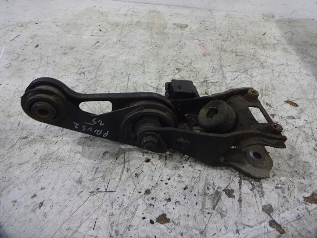 фото №1, Кронштейн подушка коробки 1,5 toyota prius ii 03-08