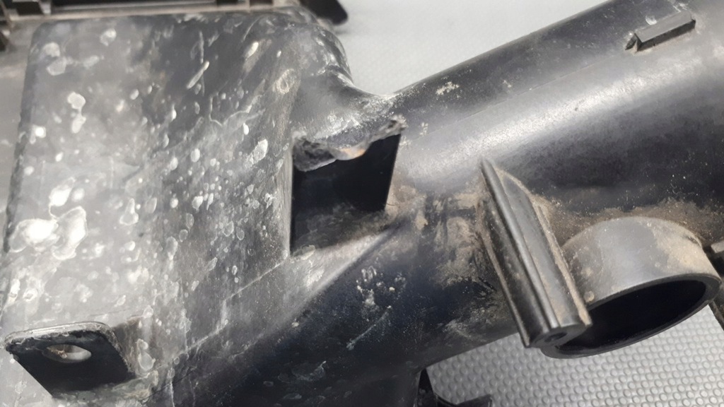 фото №15, 100140-9895 бортовий комп'ютер корпус фільтра mazda ii 1.3b