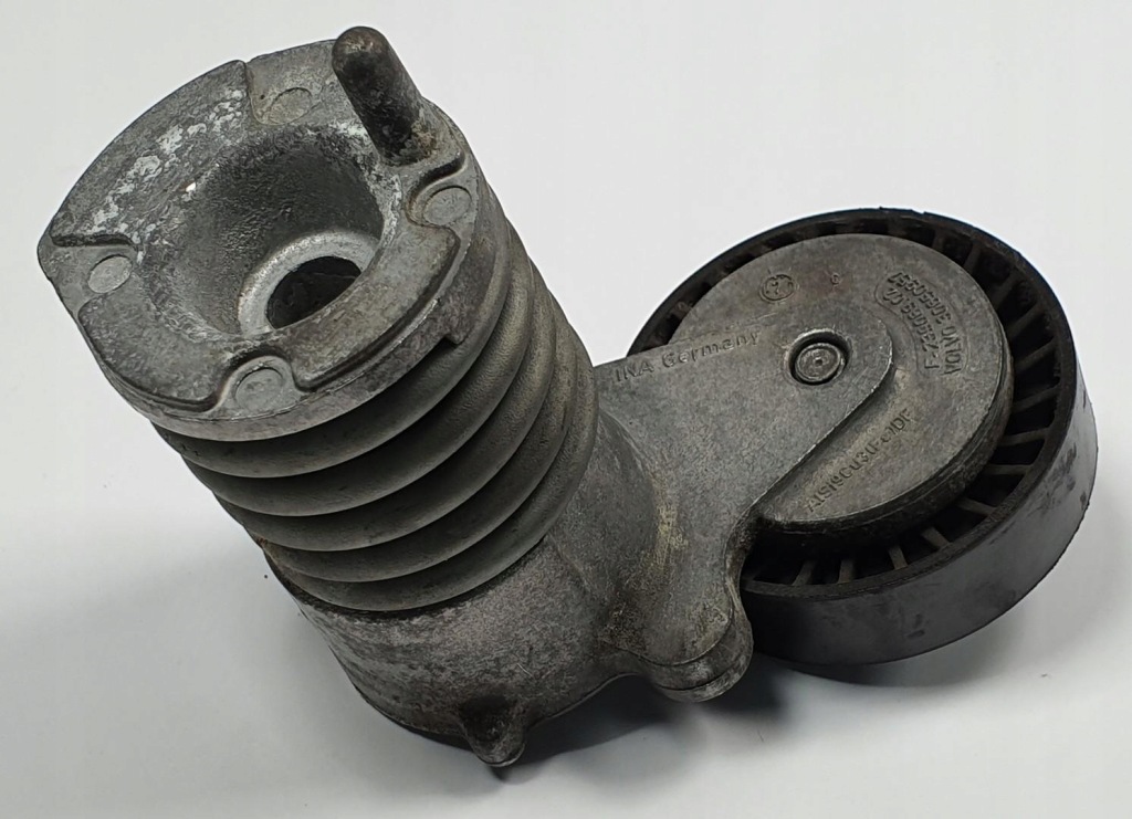 фото №2, Ролик натяжитель ремень volvo c70 ii 2.4 d5 30650957