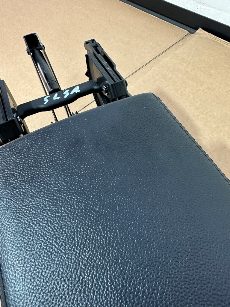 Подлокотник, бардачок средний, бардачок mercedes sl r230, w230 sa в Украине