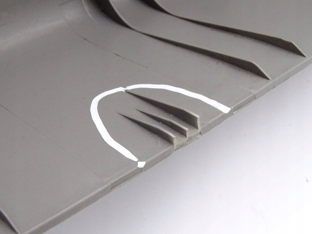 фото №3, Mazda tribute 00-07 захист поріг багажника