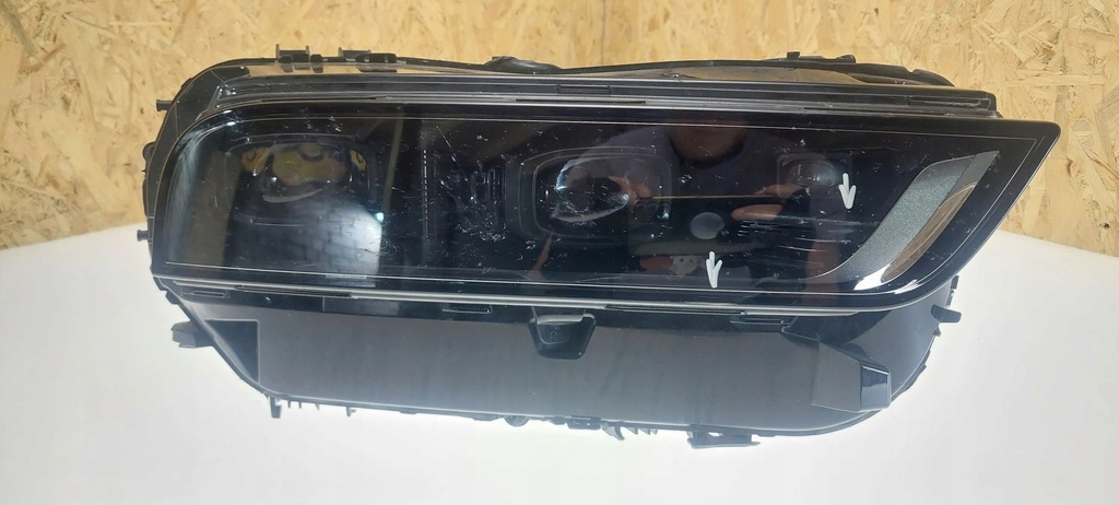 фото №1, Bmw x7 g07 2022 лампы передние