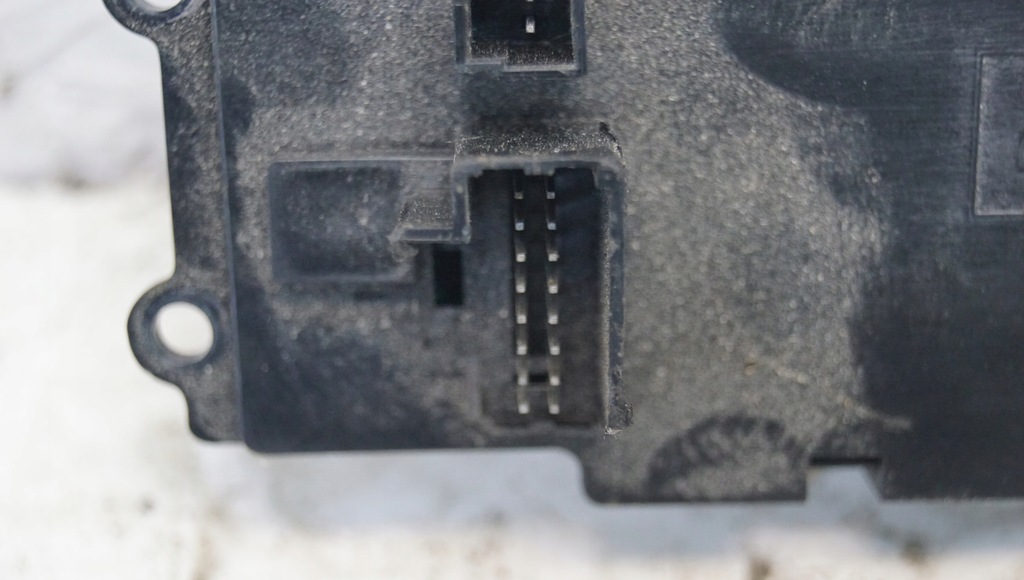 фото №7, Панель lewego сиденье aston db11 hy53-14a701-ad